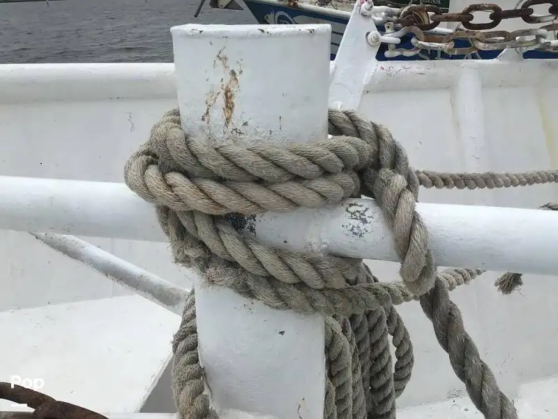 سفينة صيد بالجر للبيع
