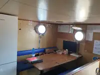 زورق السحب للبيع