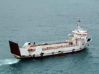 سفينة حاويات للبيع