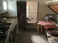 قوارب العمل للبيع