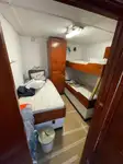 سفينة حاويات للبيع