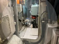 قوارب العمل للبيع