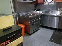 سفينة سحب للبيع