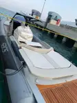 قارب مطاطي صلب للبيع