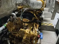قوارب العمل للبيع
