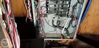 قارب مزدوج الهيكل للبيع