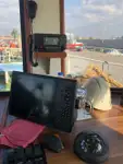 قوارب العمل للبيع