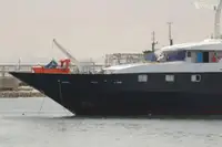 سفينة ركاب للبيع