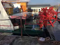 سفينة حاويات للبيع