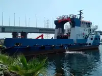 سفينة إمداد للبيع