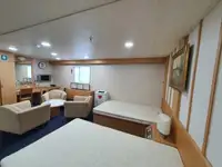 سفينة مبردة للبيع