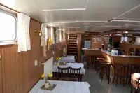 بارجة للبيع
