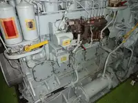 سفينة نقل بضائع بالمركبات (Ro-Ro) للبيع