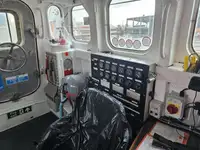 قارب نجاة للبيع