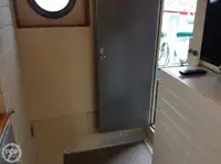 سفينة سحب للبيع