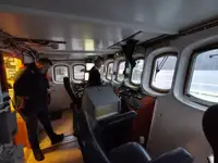 سفينة نقل بضائع بالمركبات (Ro-Ro) للبيع