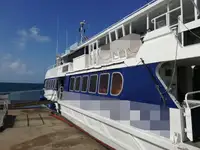سفينة عبّارة للبيع