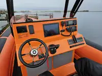 سفينة حاويات للبيع