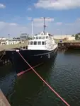 زورق دورية للبيع