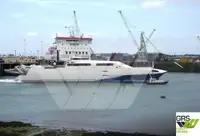 سفينة نقل بضائع بالمركبات (Ro-Ro) للبيع