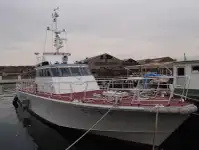 زورق دورية للبيع