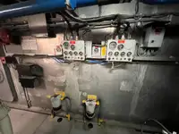 قارب طاقم للبيع