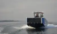 سفينة إنقاذ للبيع