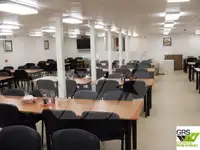سفينة حاويات للبيع