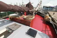 فندق عائم للبيع