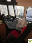 قوارب العمل للبيع