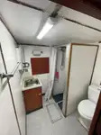 سفينة حاويات للبيع