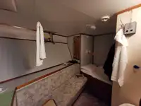 سفينة نقل بضائع بالمركبات (Ro-Ro) للبيع