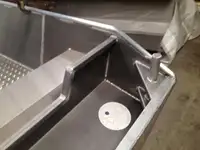 زورق دورية للبيع