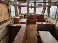 سفينة سحب للبيع
