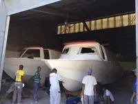سفينة إنقاذ للبيع