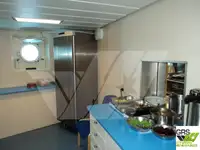 سفينة إمداد للبيع
