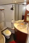 سفينة سياحية للبيع