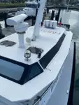 قارب طيار للبيع