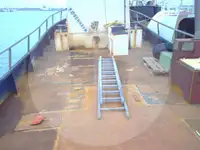 قوارب العمل للبيع