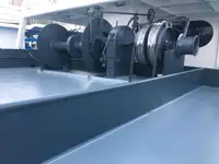 قوارب العمل للبيع