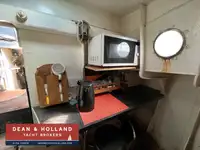 سفينة سحب للبيع