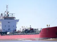 ناقلة نفط / مواد كيميائية للبيع