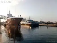 سفينة سياحية للبيع