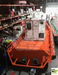 قوارب العمل للبيع