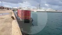 قوارب العمل للبيع
