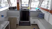 سفينة عبّارة للبيع