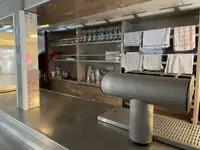 سفينة سياحية للبيع