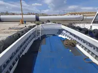 زوارق العمل للبيع