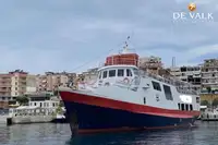 سفينة عبّارة للبيع