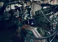 قوارب العمل للبيع
